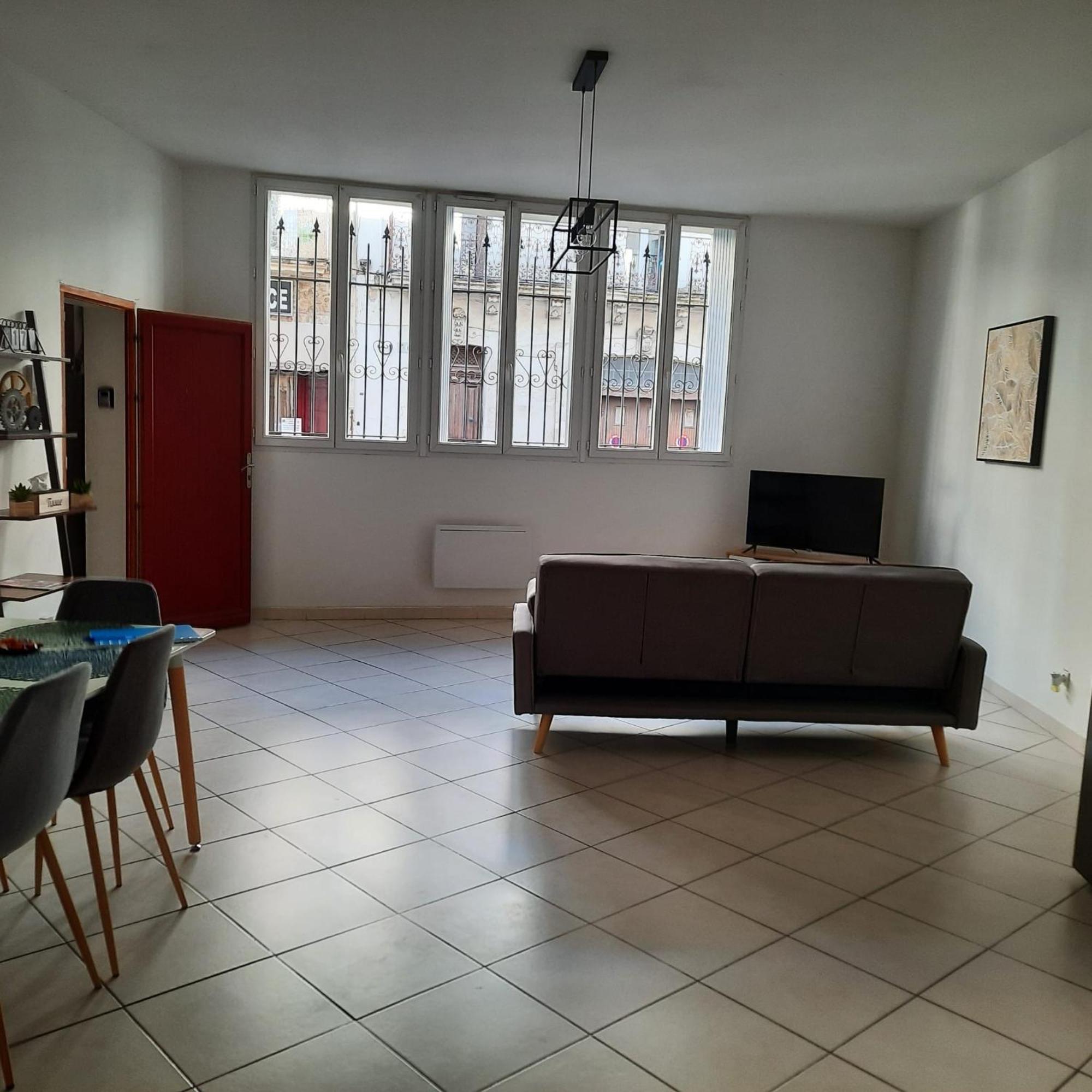 Le Albert 1Er Beziers Appartements Tout Equipes Exterior photo