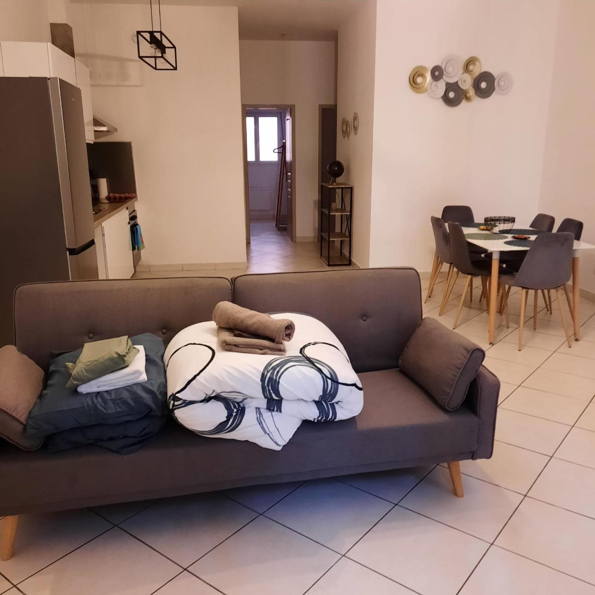 Le Albert 1Er Beziers Appartements Tout Equipes Exterior photo