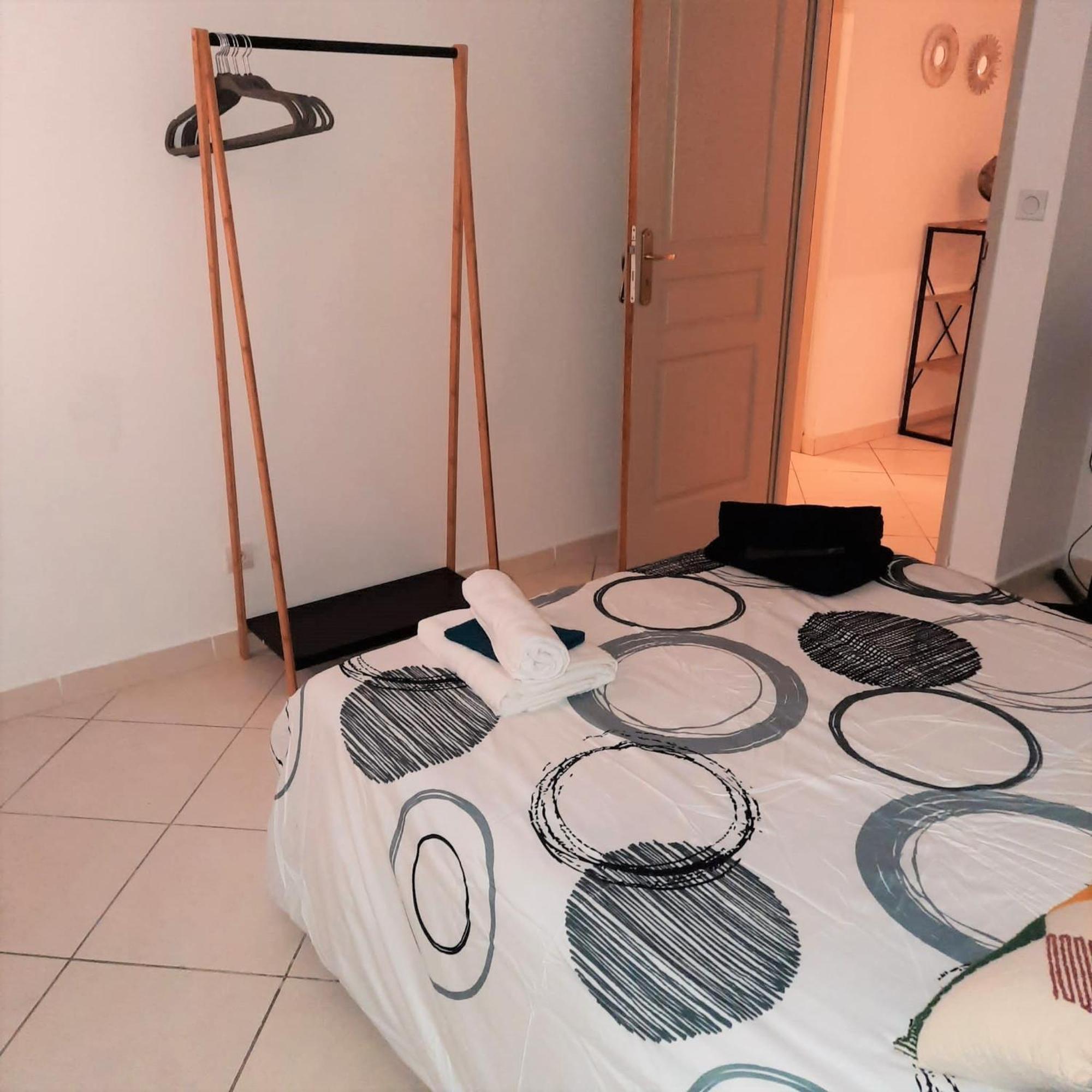 Le Albert 1Er Beziers Appartements Tout Equipes Exterior photo